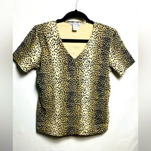 Moving Blue women V-neck top leopard print Sz S